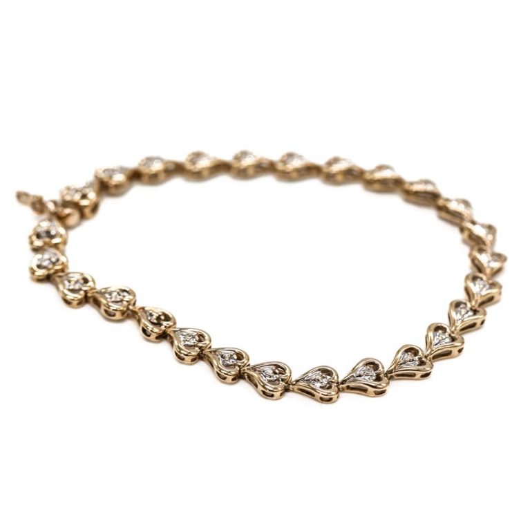 Amour Link Bracelet