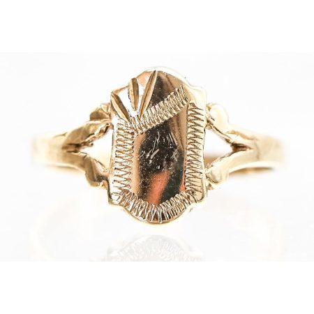 Golden Heritage Baby Signet Ring