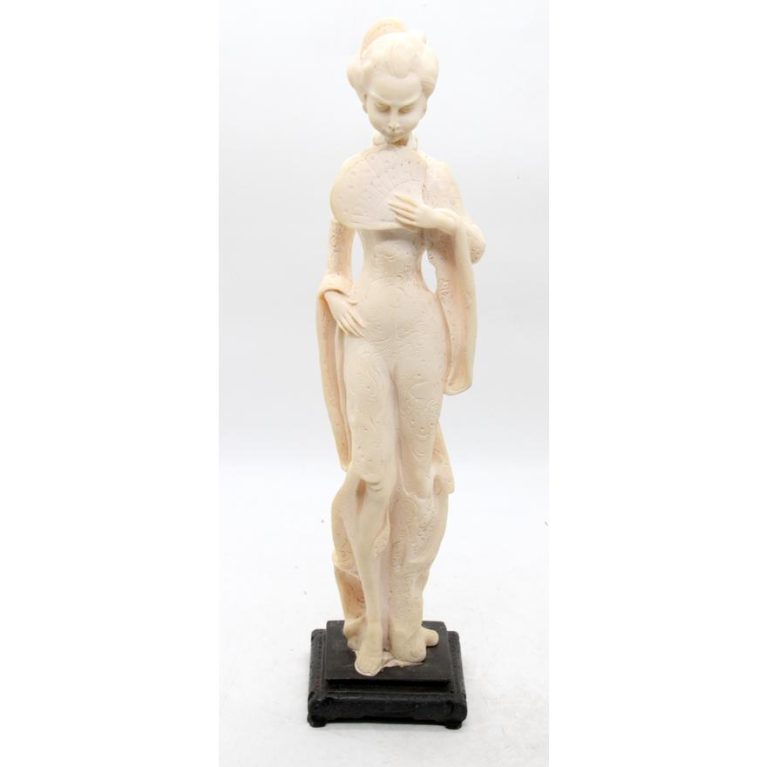 Oriental resin figure