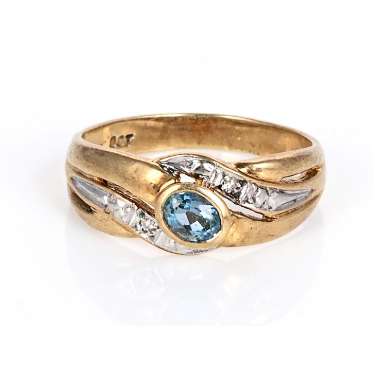 Golden Topaz Glow Ring